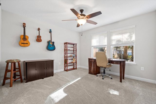 51 Midway Park Dr, St Augustine, FL 32084