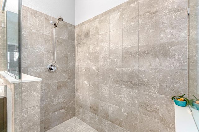 51 Midway Park Dr, St Augustine, FL 32084