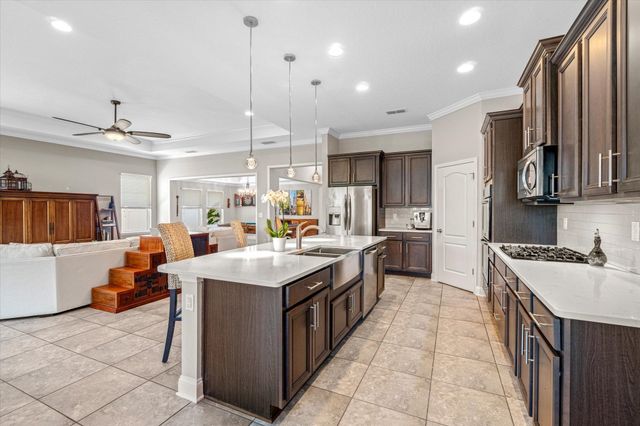 51 Midway Park Dr, St Augustine, FL 32084