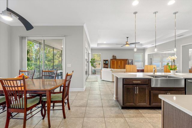 51 Midway Park Dr, St Augustine, FL 32084