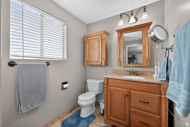 2259 W 4525 S, Roy, UT 84067