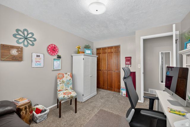 2259 W 4525 S, Roy, UT 84067