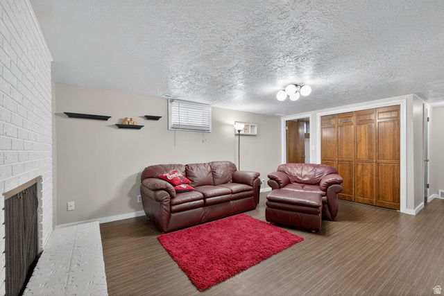 2259 W 4525 S, Roy, UT 84067