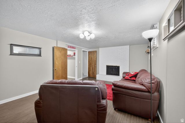 2259 W 4525 S, Roy, UT 84067