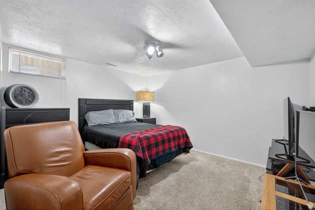 2259 W 4525 S, Roy, UT 84067