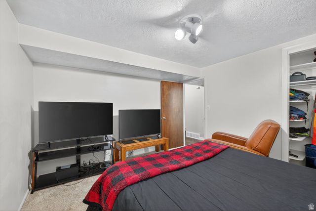 2259 W 4525 S, Roy, UT 84067