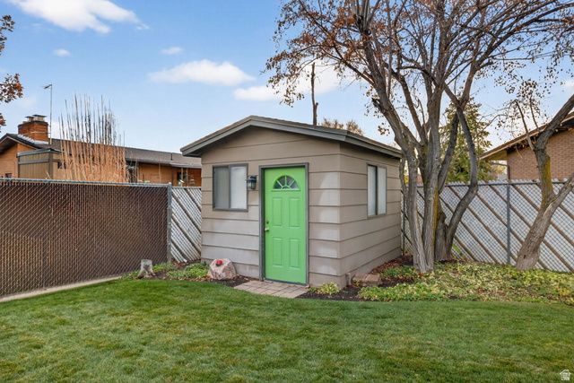 2259 W 4525 S, Roy, UT 84067