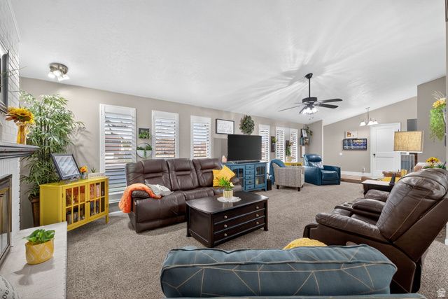 2259 W 4525 S, Roy, UT 84067