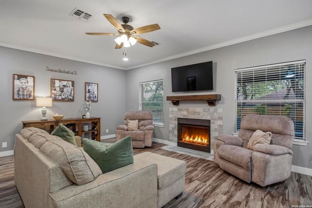 9270 Ridge Post, San Antonio, TX 78250