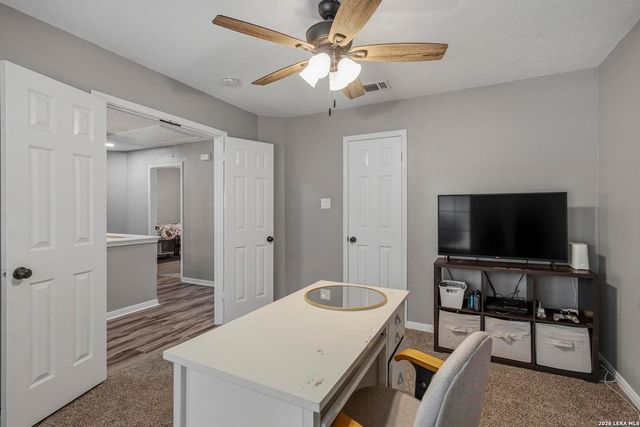 9270 Ridge Post, San Antonio, TX 78250