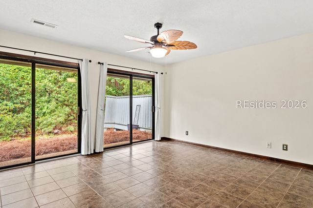 34 Sweet Bay Ln, Hilton Head Island, SC 29926