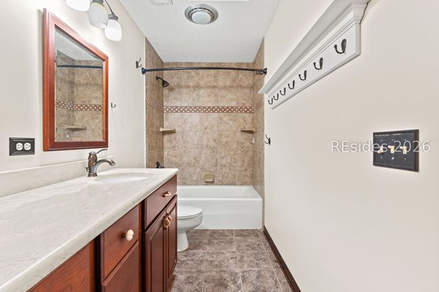 34 Sweet Bay Ln, Hilton Head Island, SC 29926