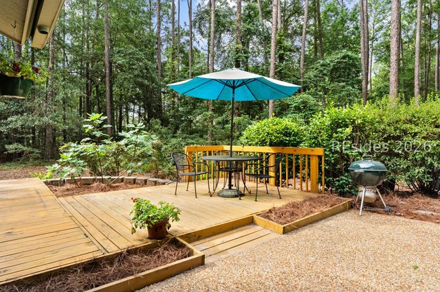 34 Sweet Bay Ln, Hilton Head Island, SC 29926