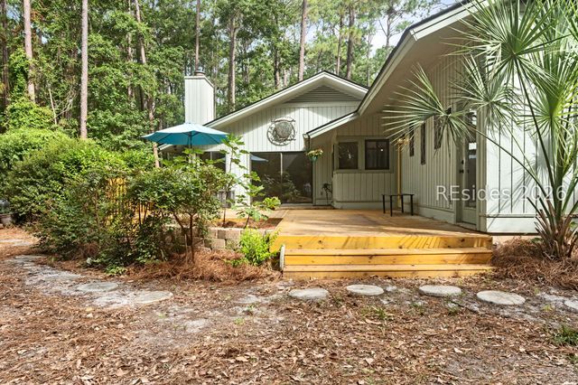 34 Sweet Bay Ln, Hilton Head Island, SC 29926