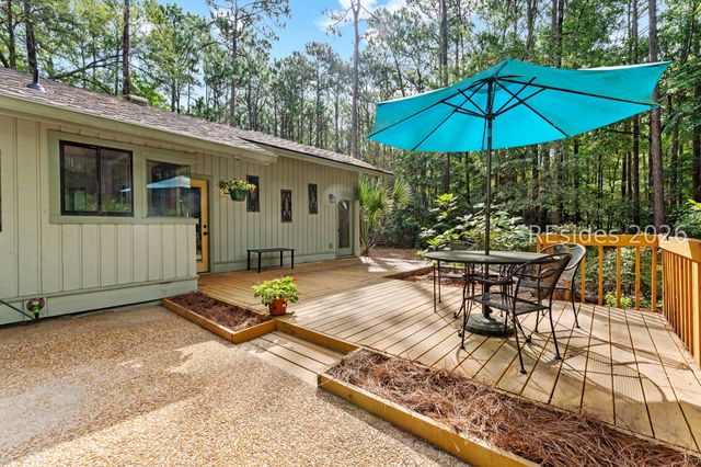 34 Sweet Bay Ln, Hilton Head Island, SC 29926