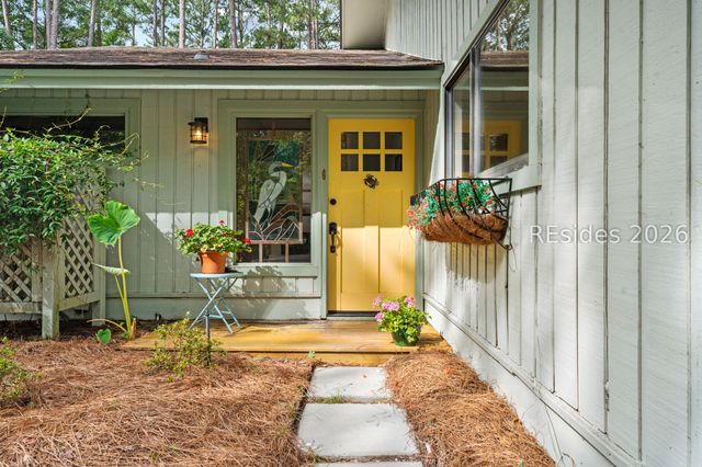 34 Sweet Bay Ln, Hilton Head Island, SC 29926