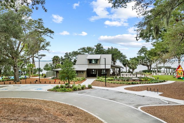 34 Sweet Bay Ln, Hilton Head Island, SC 29926