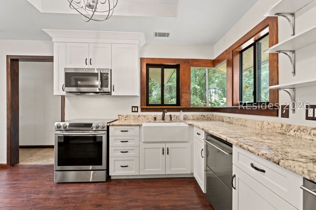 34 Sweet Bay Ln, Hilton Head Island, SC 29926
