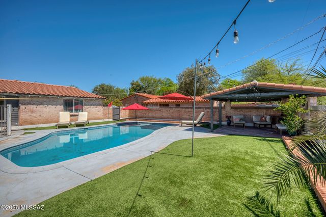 3202 E Pima Street, Tucson, AZ 85716