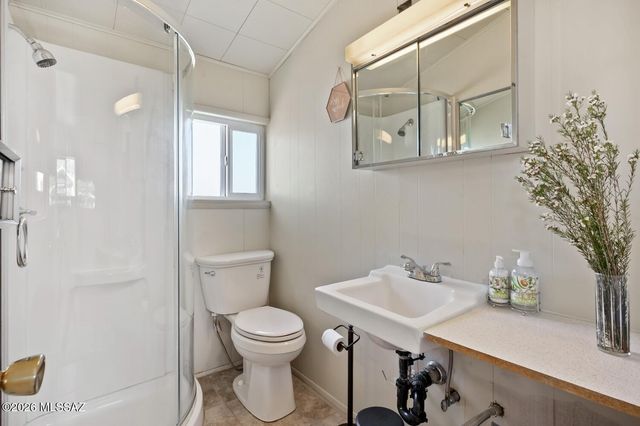 3202 E Pima Street, Tucson, AZ 85716