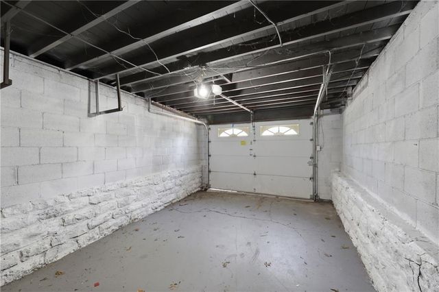 800 Valentine Road, Kansas City, MO 64111