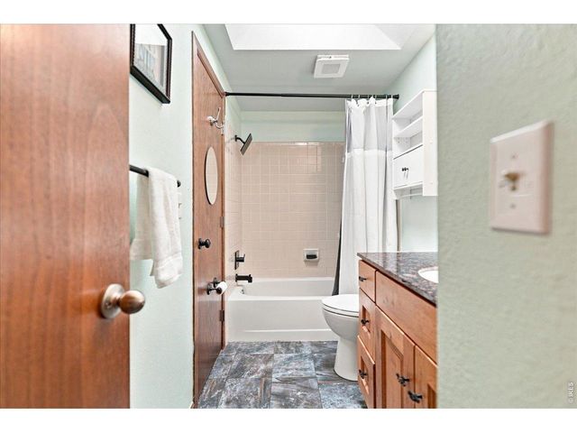 343 Hawthorn Dr, Loveland, CO 80538