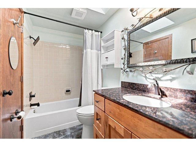 343 Hawthorn Dr, Loveland, CO 80538