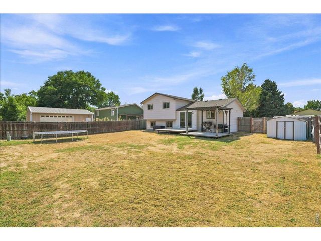 343 Hawthorn Dr, Loveland, CO 80538