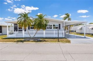 472 Nicklaus BLVD, North Fort Myers, FL 33903
