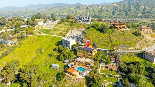 9336 Wayside Drive, Sunland, CA 91040