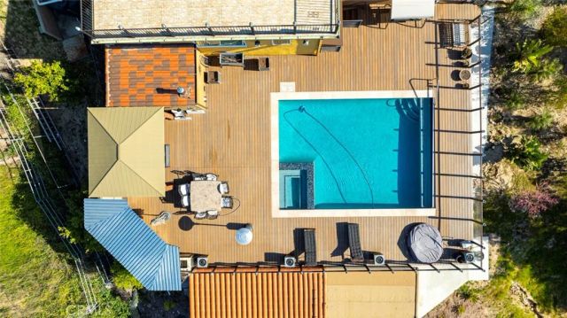 9336 Wayside Drive, Sunland, CA 91040