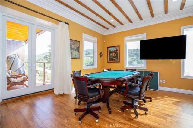 9336 Wayside Drive, Sunland, CA 91040