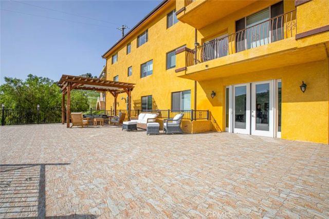 9336 Wayside Drive, Sunland, CA 91040