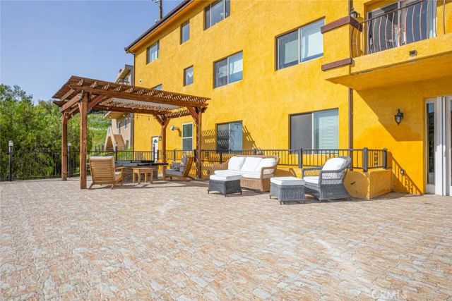 9336 Wayside Drive, Sunland, CA 91040