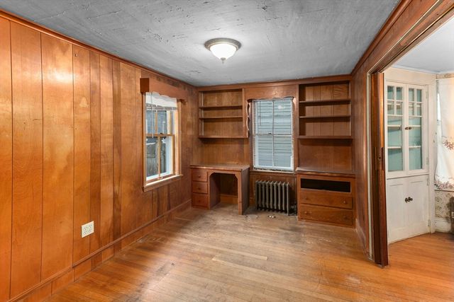 5 Jenny Lind St, Easton, MA 02356