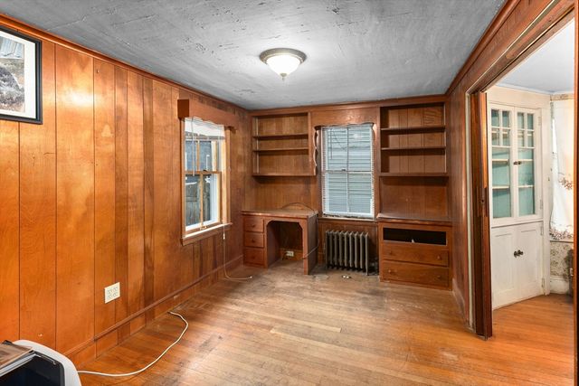 5 Jenny Lind St, Easton, MA 02356