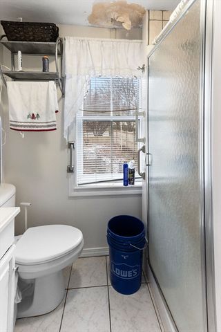 5 Jenny Lind St, Easton, MA 02356