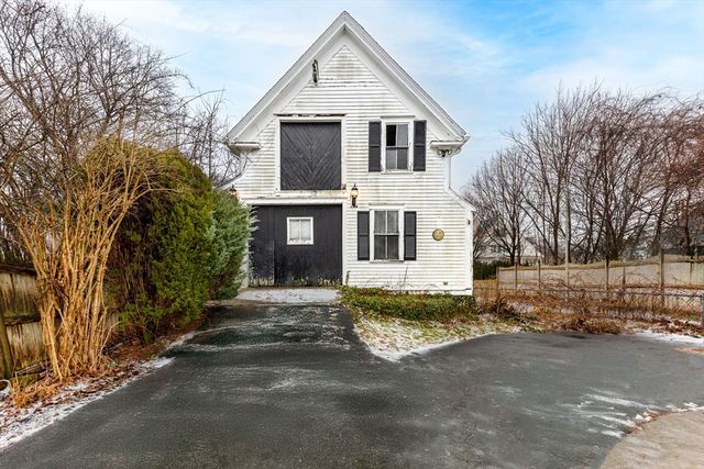 5 Jenny Lind St, Easton, MA 02356