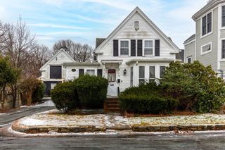 5 Jenny Lind St, Easton, MA 02356