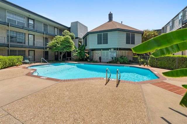 2425 Ashdale DR 43, Austin, TX 78757