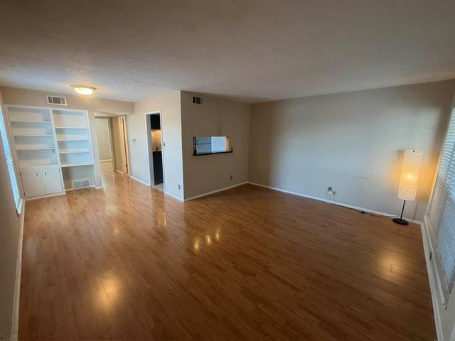 2425 Ashdale DR 43, Austin, TX 78757