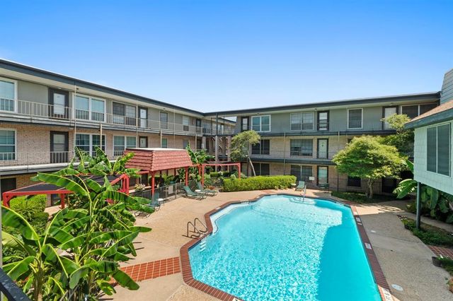 2425 Ashdale DR 43, Austin, TX 78757