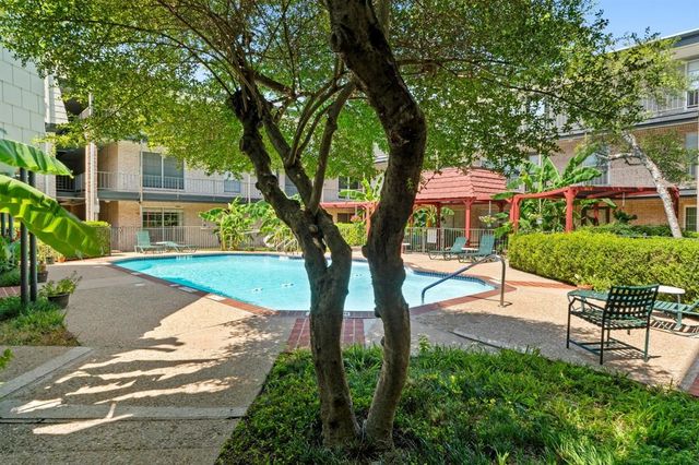 2425 Ashdale DR 43, Austin, TX 78757