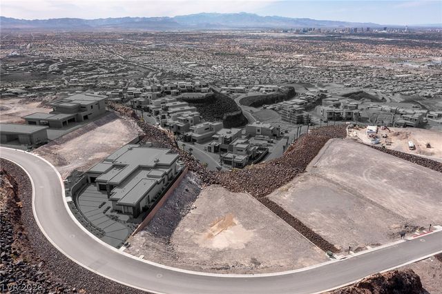559 Grand Rim Drive, Henderson, NV 89012
