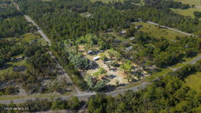 439 E BANNERVILLE Road, Palatka, FL 32177