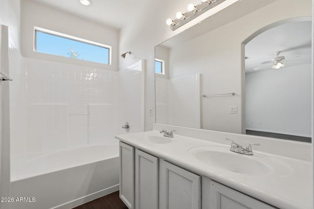 12725 W CHEERY LYNN Road, Avondale, AZ 85392