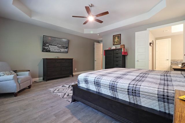 121 Red Hawk Rd Road, Huntsville, TX 77340