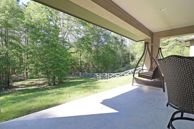 121 Red Hawk Rd Road, Huntsville, TX 77340