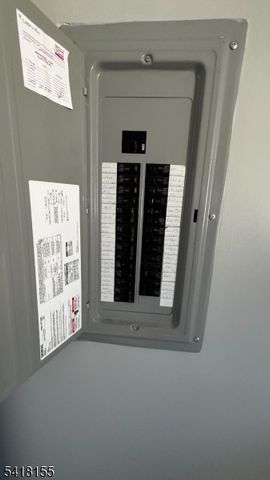 9 Lakeview Ave, Mount Olive Twp., NJ 07828