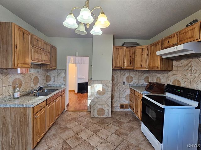 809 Mulberry Street, Utica, NY 13502